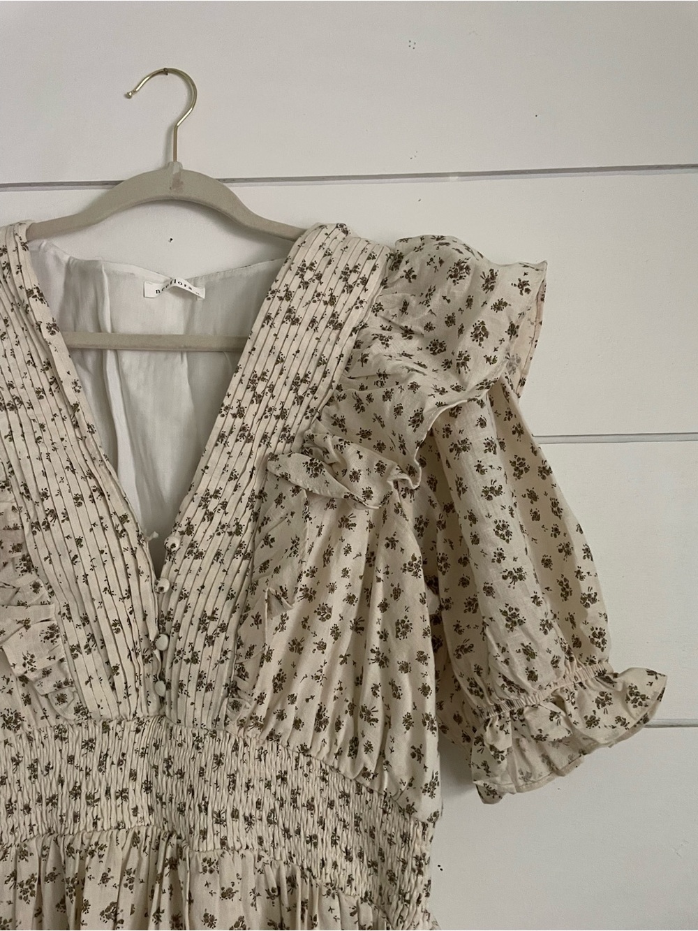 Neuflora - Cream Floral Midi Dress with Smocked Waist and Ruffle Details